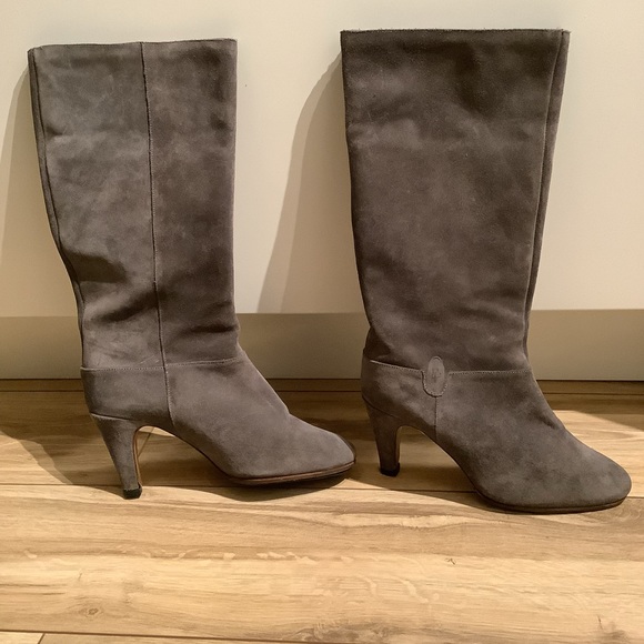 Vintage FINNISH Grey Suede leather  fold over 3” heeled boots - Picture 2 of 12